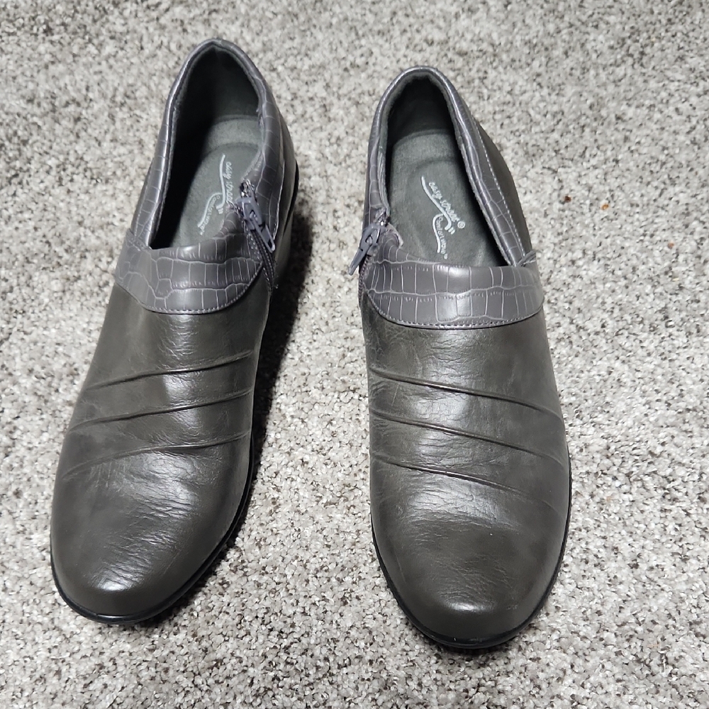 easy street Ankle Booties Gray Size 9.5